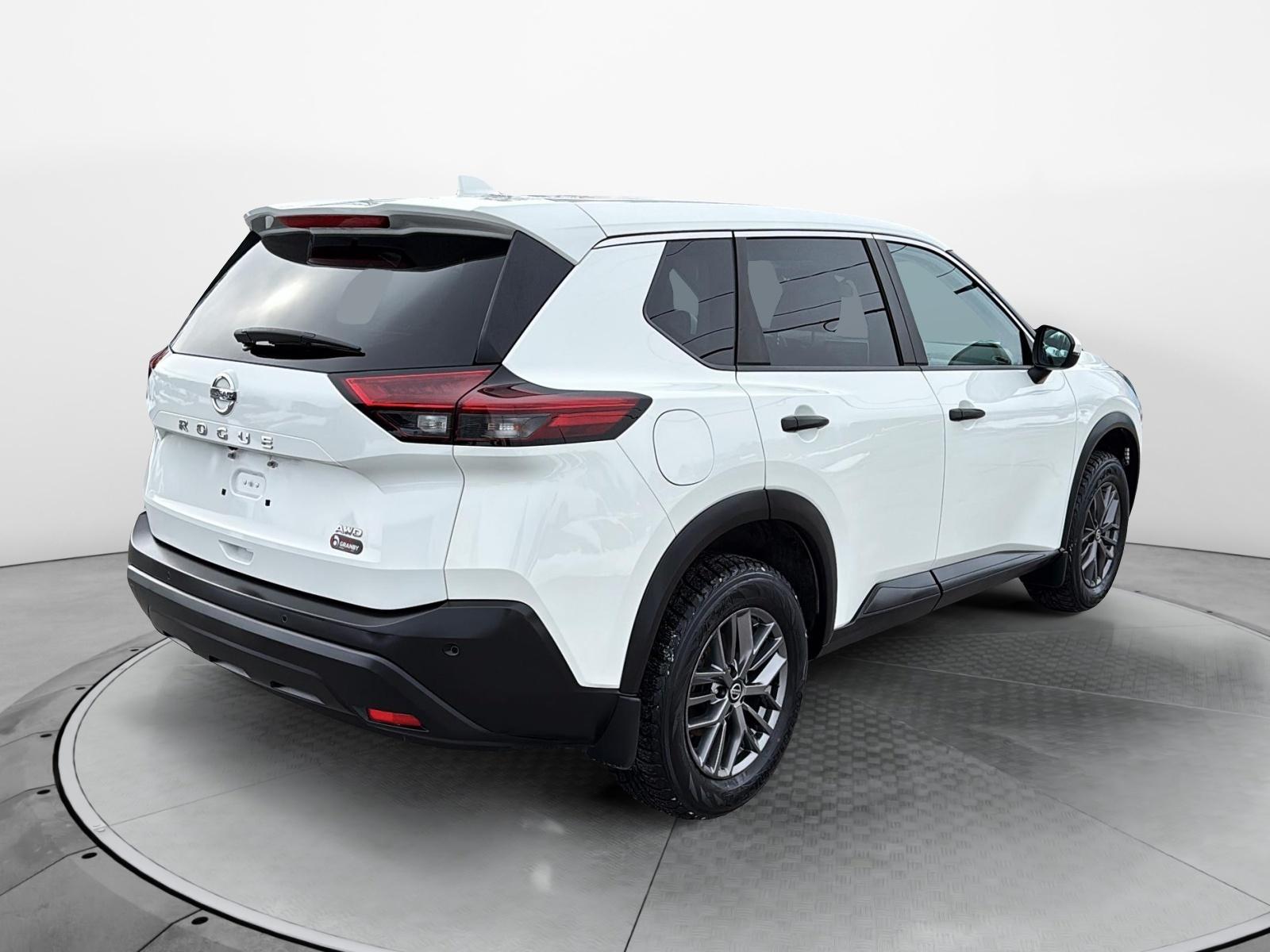 Image 7 Nissan Rogue S 2021