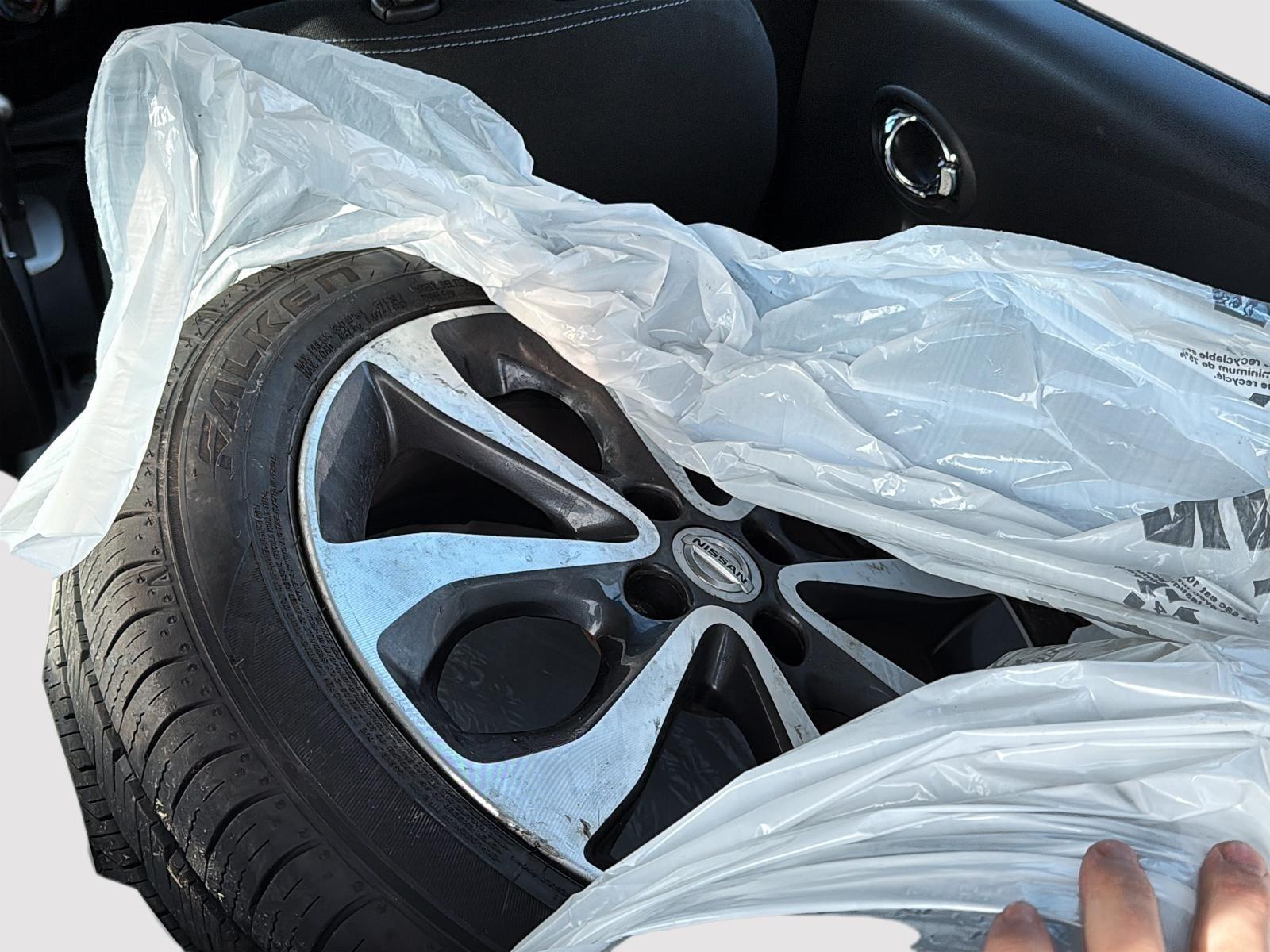 Image 11 Nissan Micra SR 2015