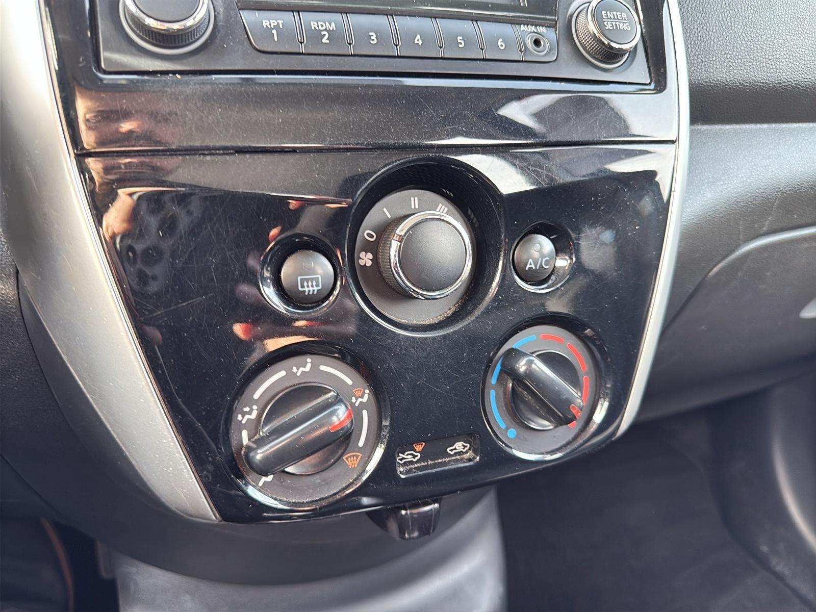 Image 20 Nissan Micra SR 2015