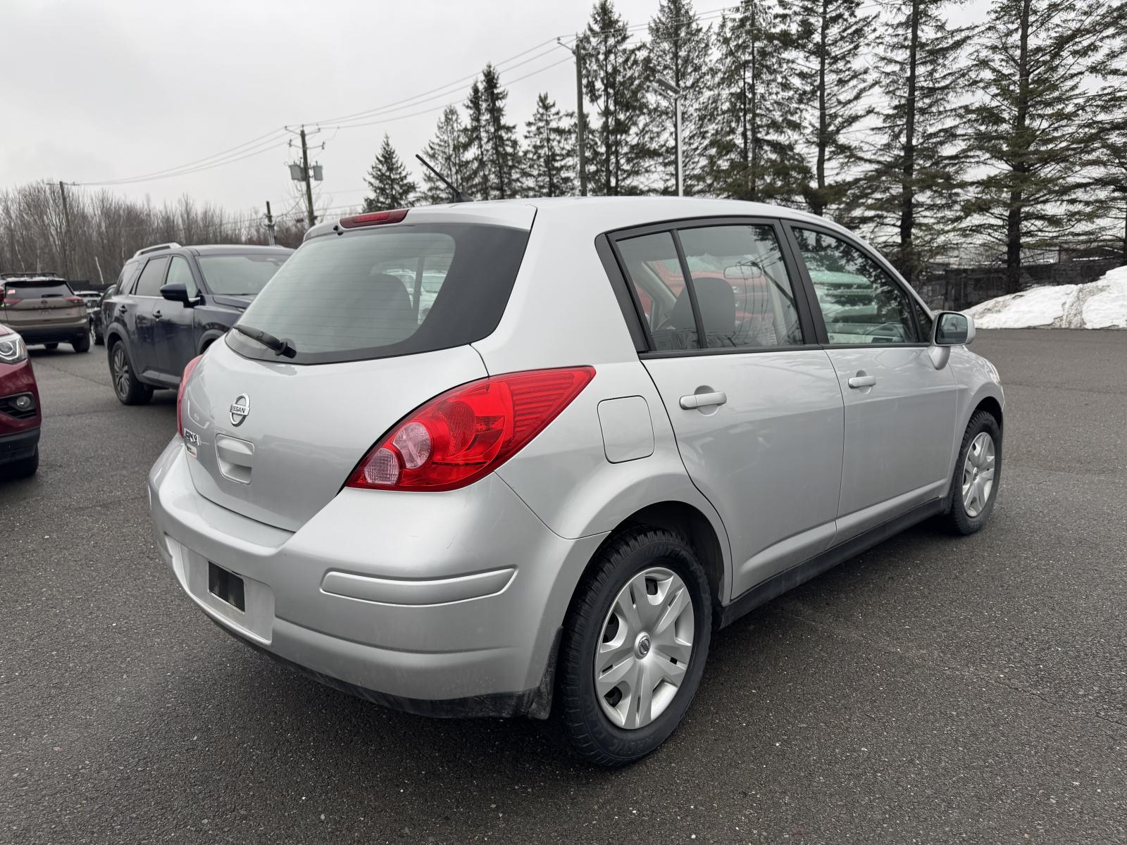 Image 3 Nissan Versa S 2012