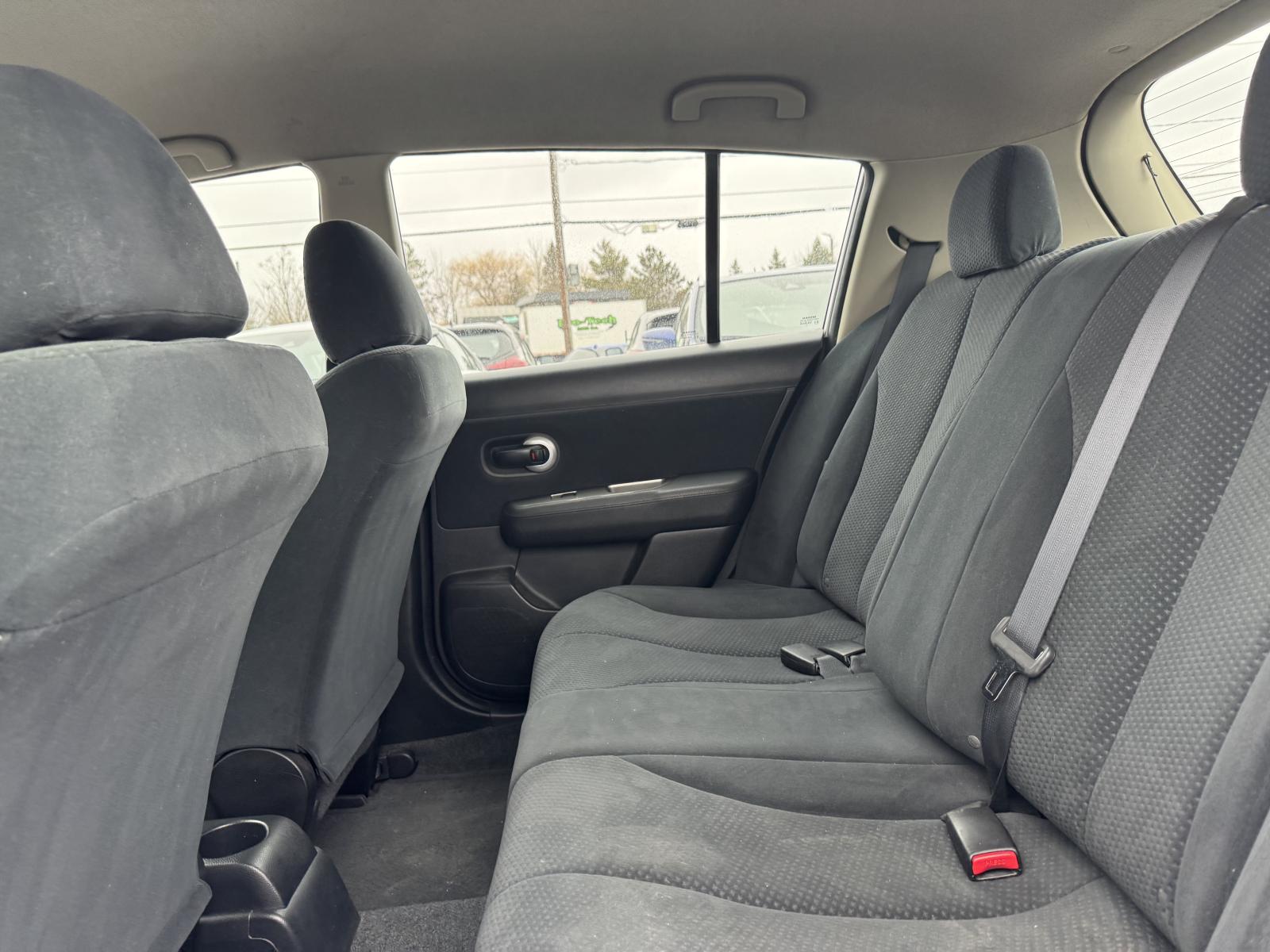 Image 5 Nissan Versa S 2012