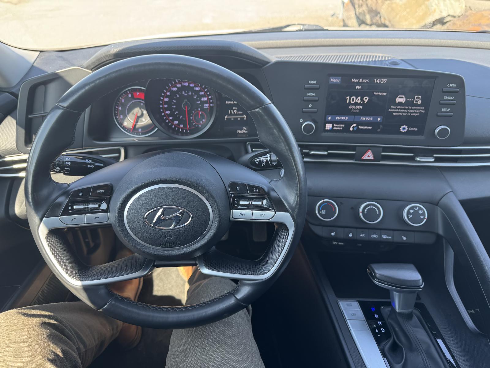 Image 7 Hyundai Elantra Preferred 2023