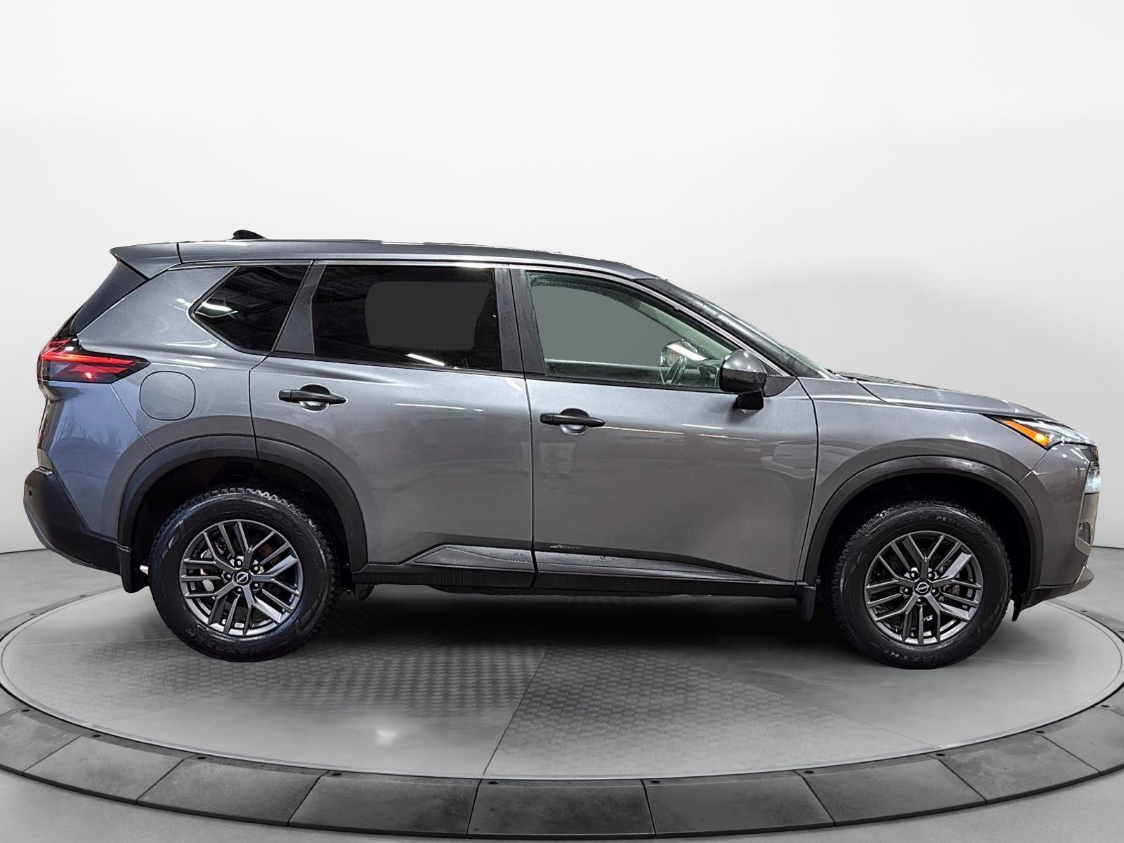 Nissan Rogue S 2023 — photo 7