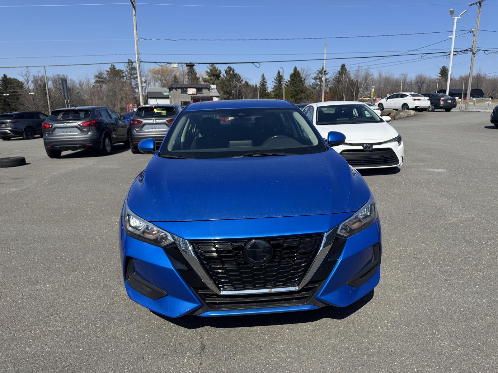 Image 2 Nissan Sentra SV 2022