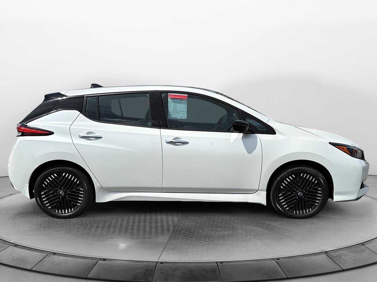 Nissan Leaf SL Plus 2023 — photo 7