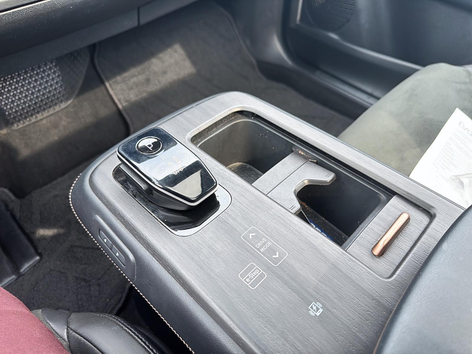 Nissan Ariya Evolve 2023 — photo 8