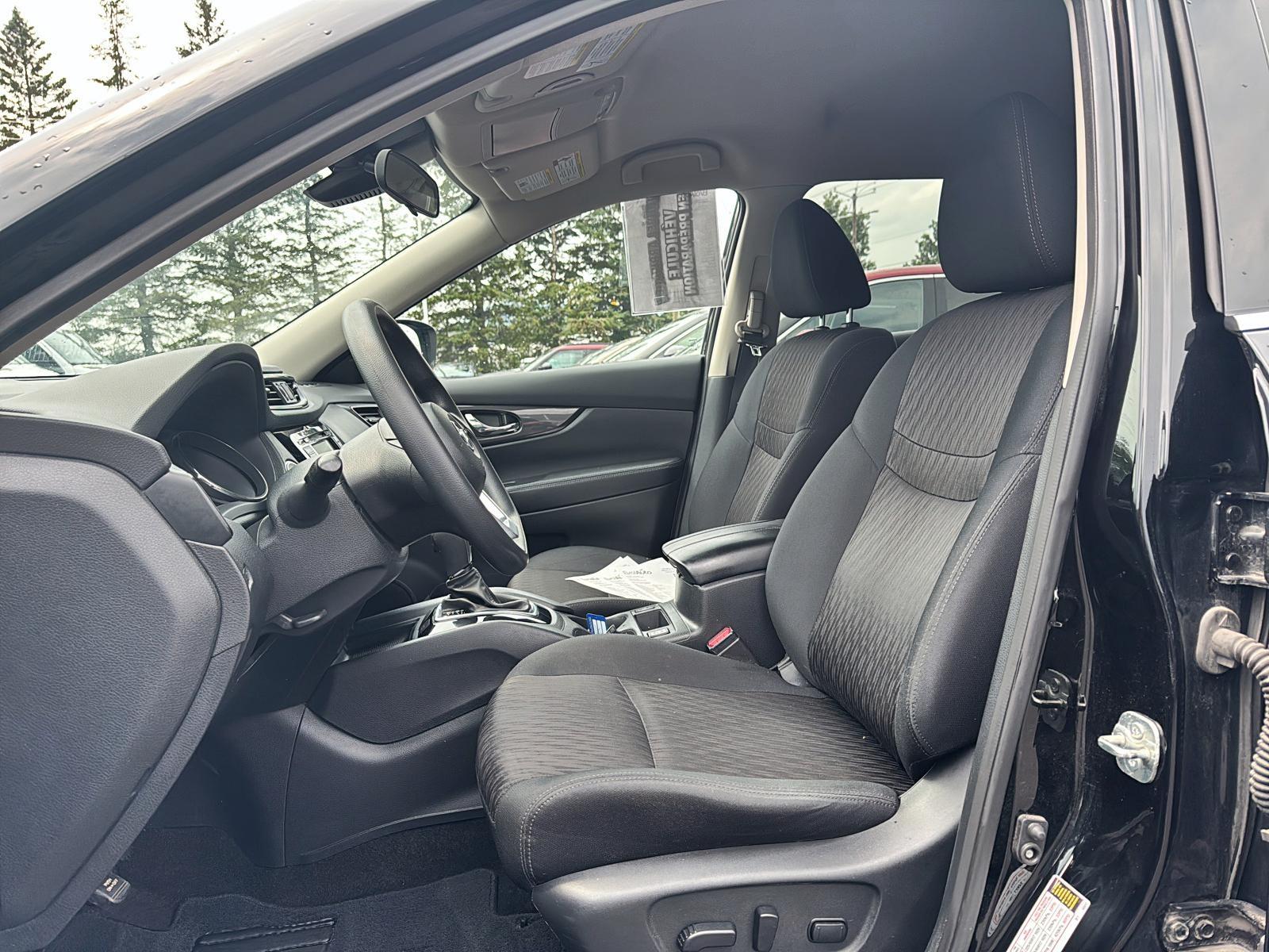 Nissan Rogue SV 2019 — photo 8