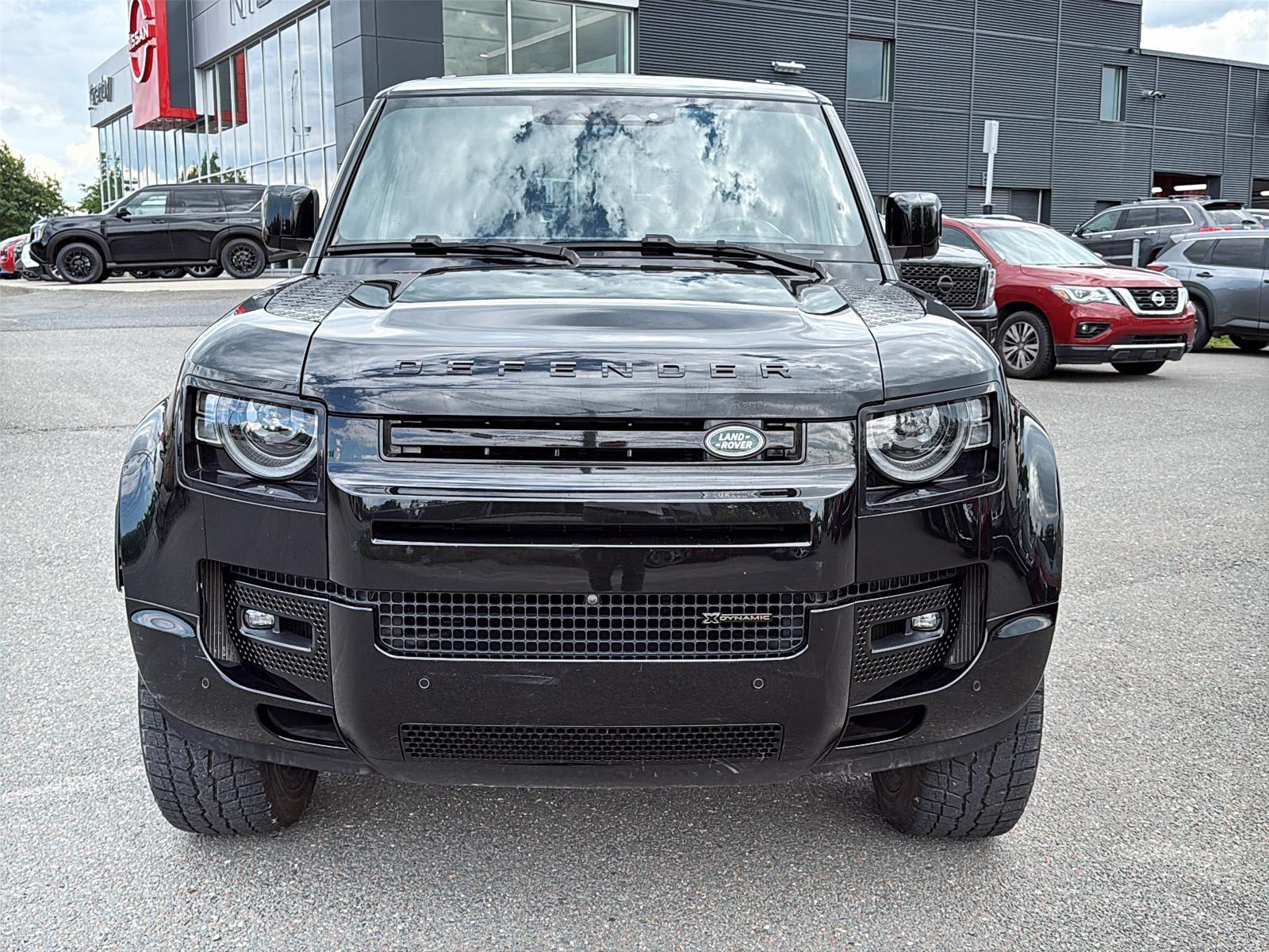 Land Rover Defender 110 X-Dynamic SE P400 2023 — photo 8