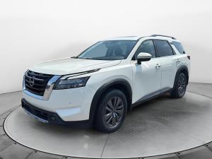 2024 Nissan Pathfinder SV - Image 1