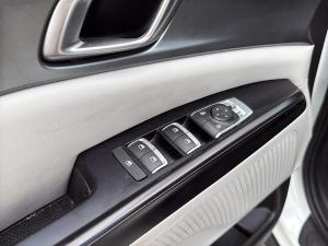 Miniature 10 Kia Carnival LX 2024