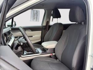 Miniature 9 Kia Carnival LX 2024