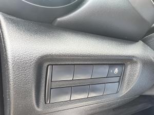 Thumbnail 10 Nissan Kicks SR Premium 2023