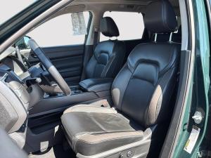 Miniature 12 Nissan Pathfinder SL 2023