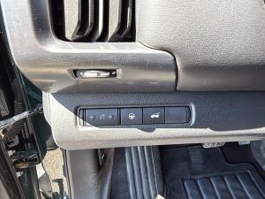 Miniature 13 Nissan Pathfinder SL 2023