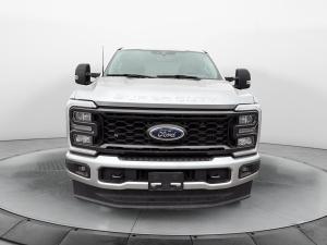 Miniature 8 Ford F350 S/D XLT 2024