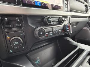 Miniature 23 Ford F350 S/D XLT 2024