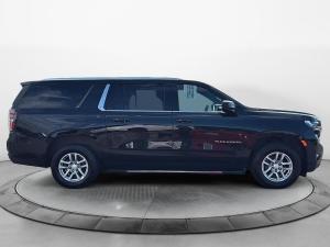 Miniature 6 Chevrolet Suburban 1500 LT 2023