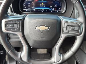 Miniature 15 Chevrolet Suburban 1500 LT 2023