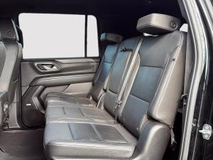 Miniature 21 Chevrolet Suburban 1500 LT 2023
