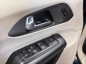 Miniature 10 Chrysler Pacifica Touring L 2023