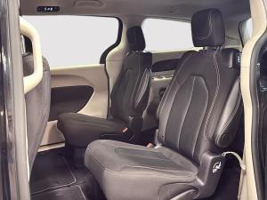Miniature 18 Chrysler Grand Caravan SXT 2024