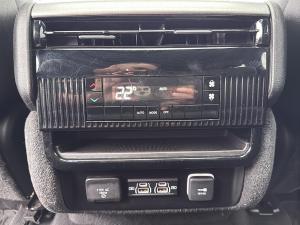 Miniature 25 Jeep Wagoneer Series II Carbide 2024