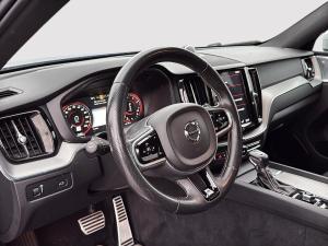 Miniature 14 Volvo XC60 R-Design 2018