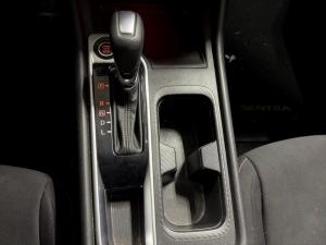 Miniature 12 Nissan Sentra SV Special Edition 2022