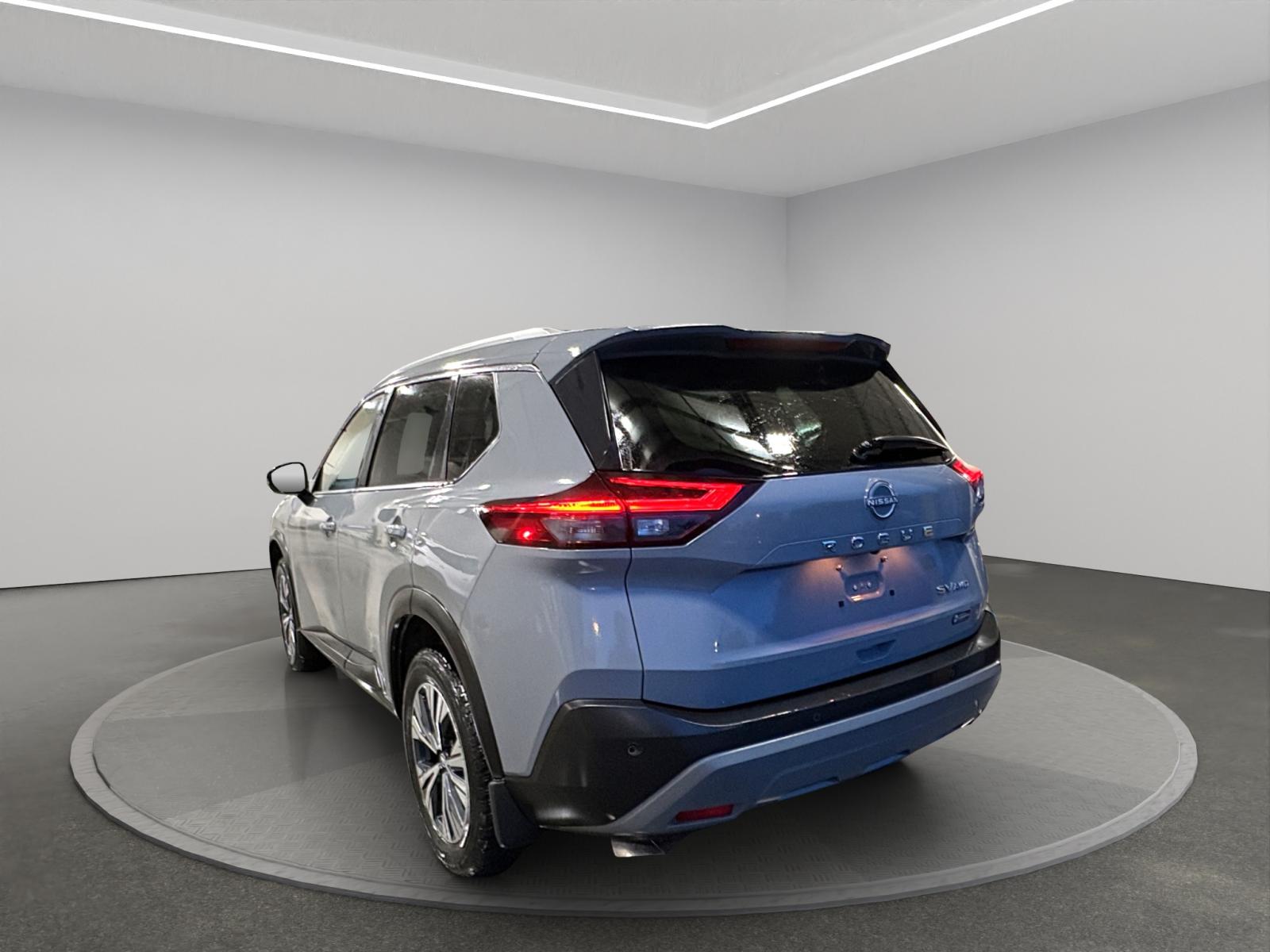 Nissan Rogue SV Premium 2022 — photo 4