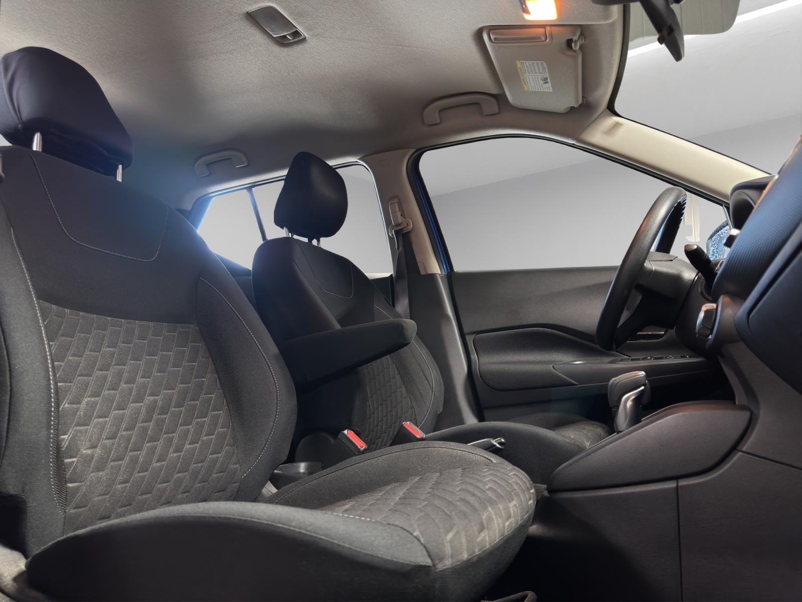 Image 10 Nissan Kicks S 2022