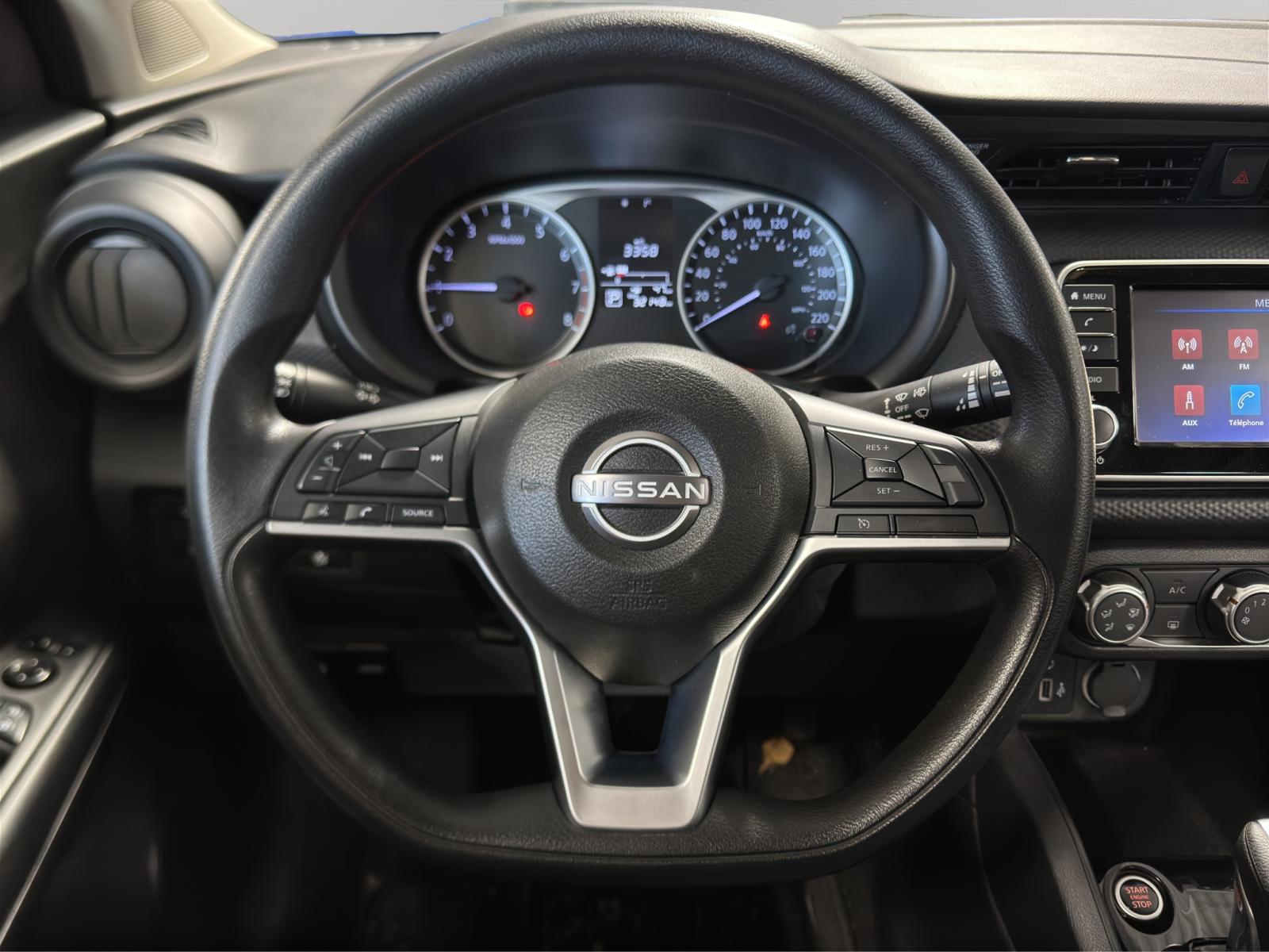 Image 14 Nissan Kicks S 2022