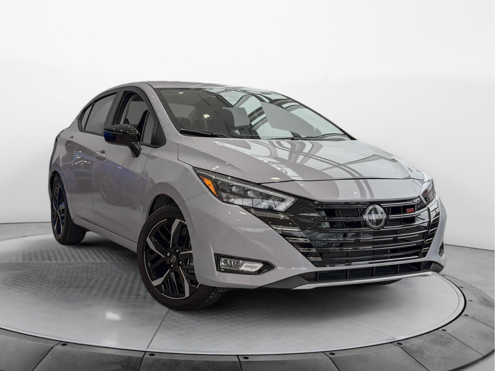 Nissan Versa SR 2025