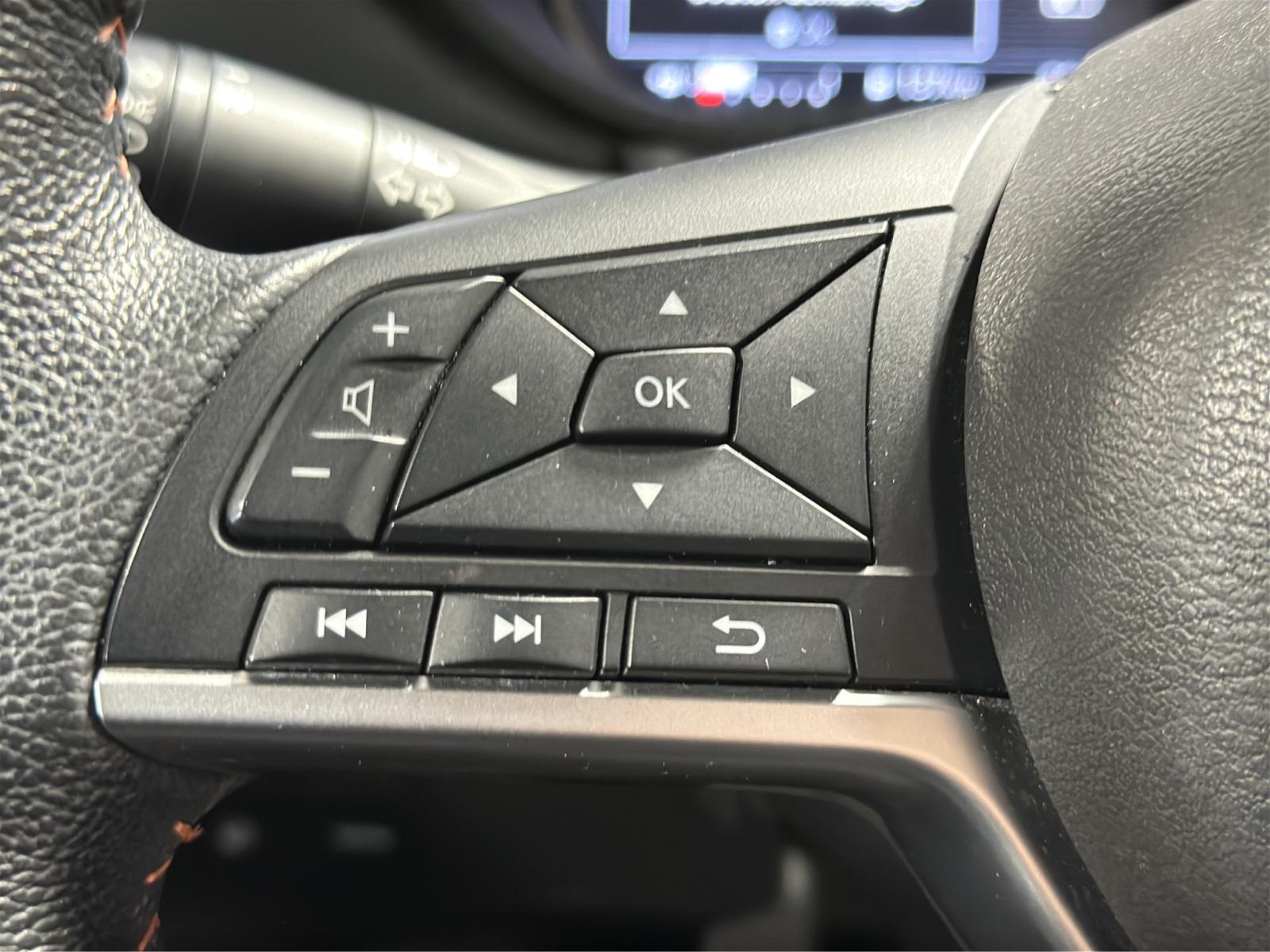 Image 16 Nissan Versa SR 2021