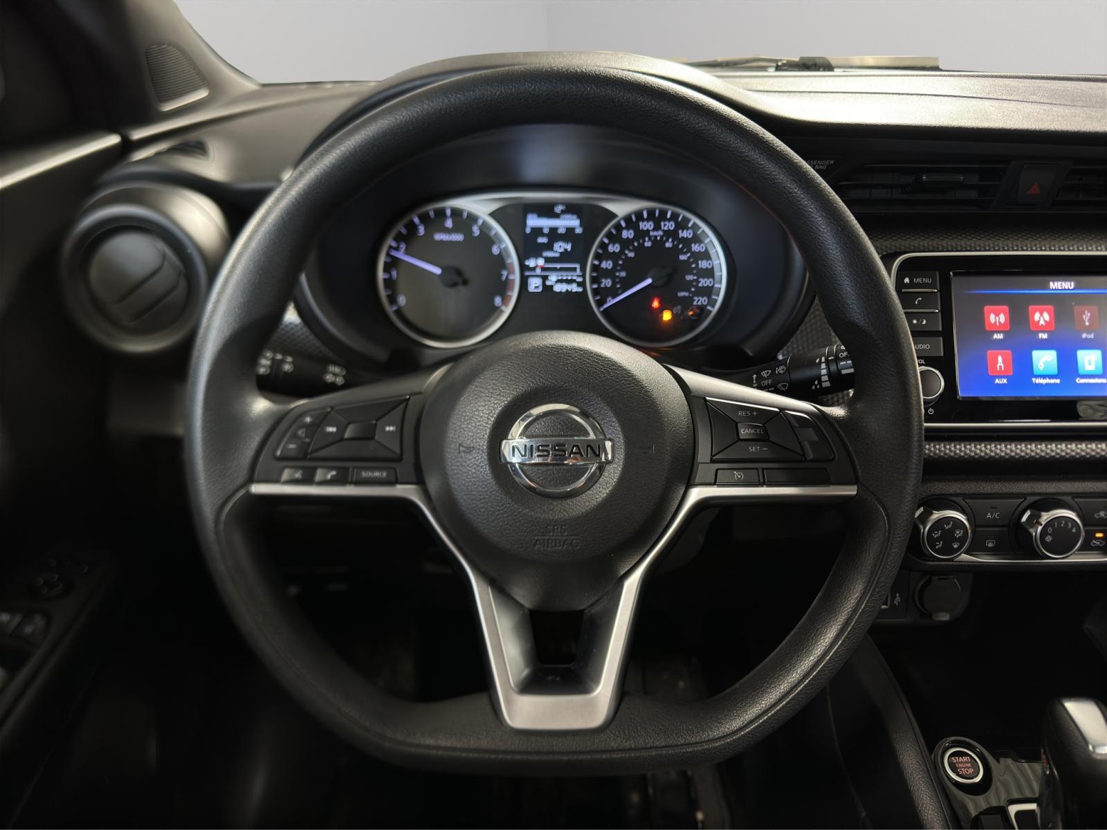 Image 14 Nissan Kicks S 2020