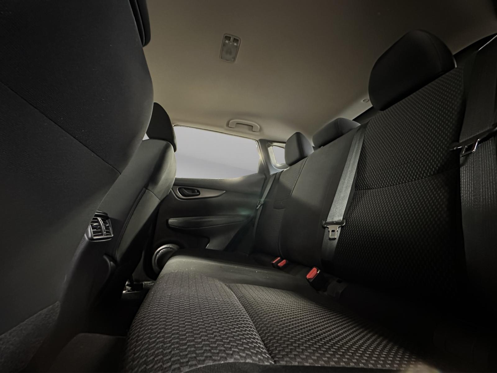 Image 11 Nissan Qashqai S 2023