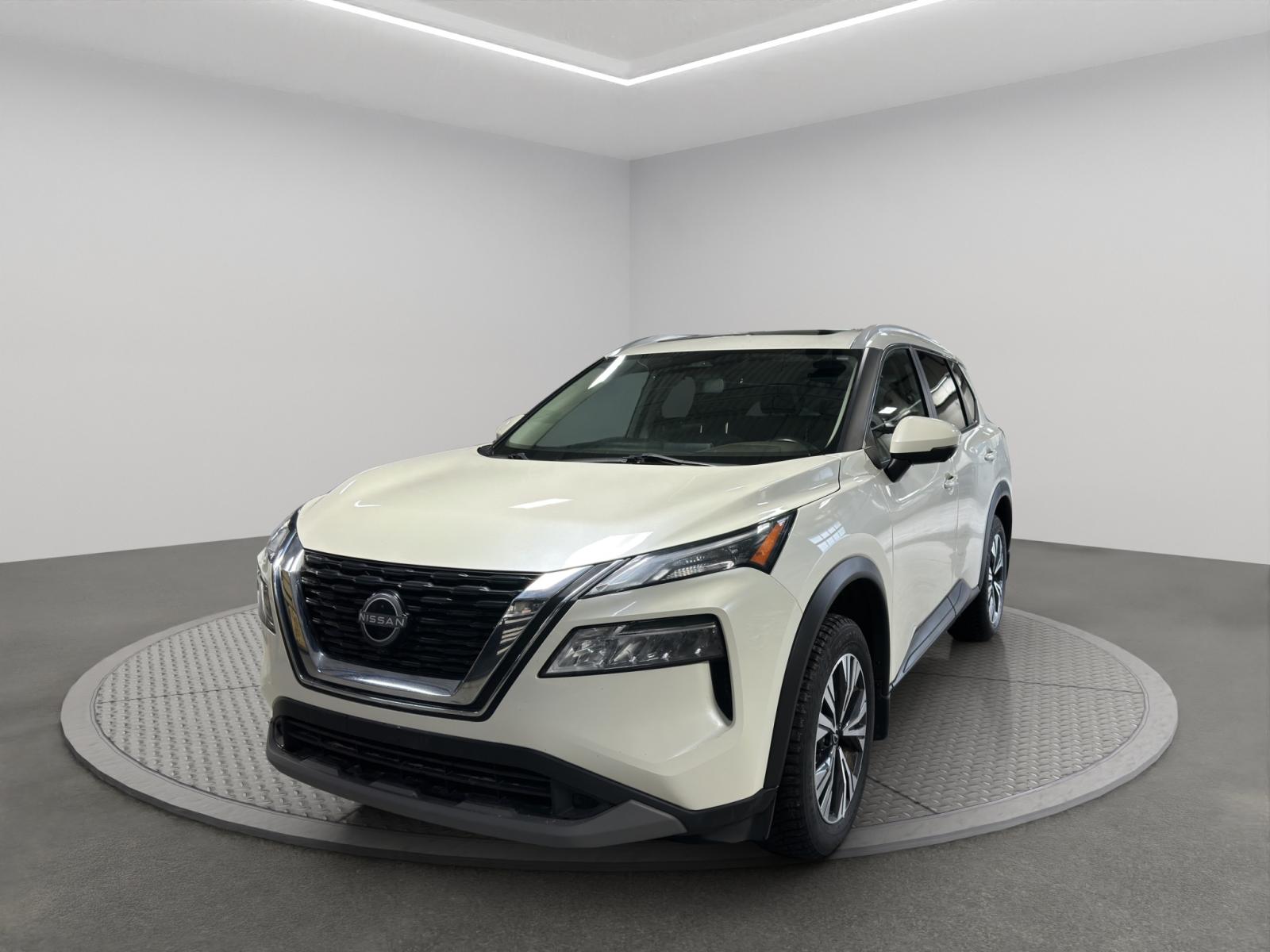 Nissan Rogue SV Moonroof 2023