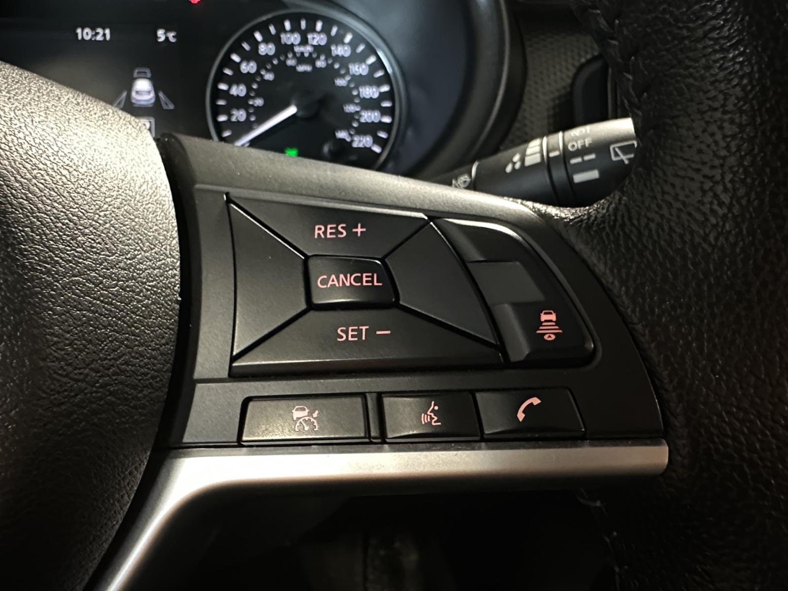 Image 15 Nissan Kicks SV 2023