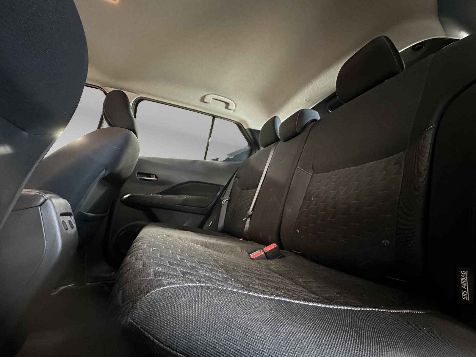 Image 11 Nissan Kicks SV 2023