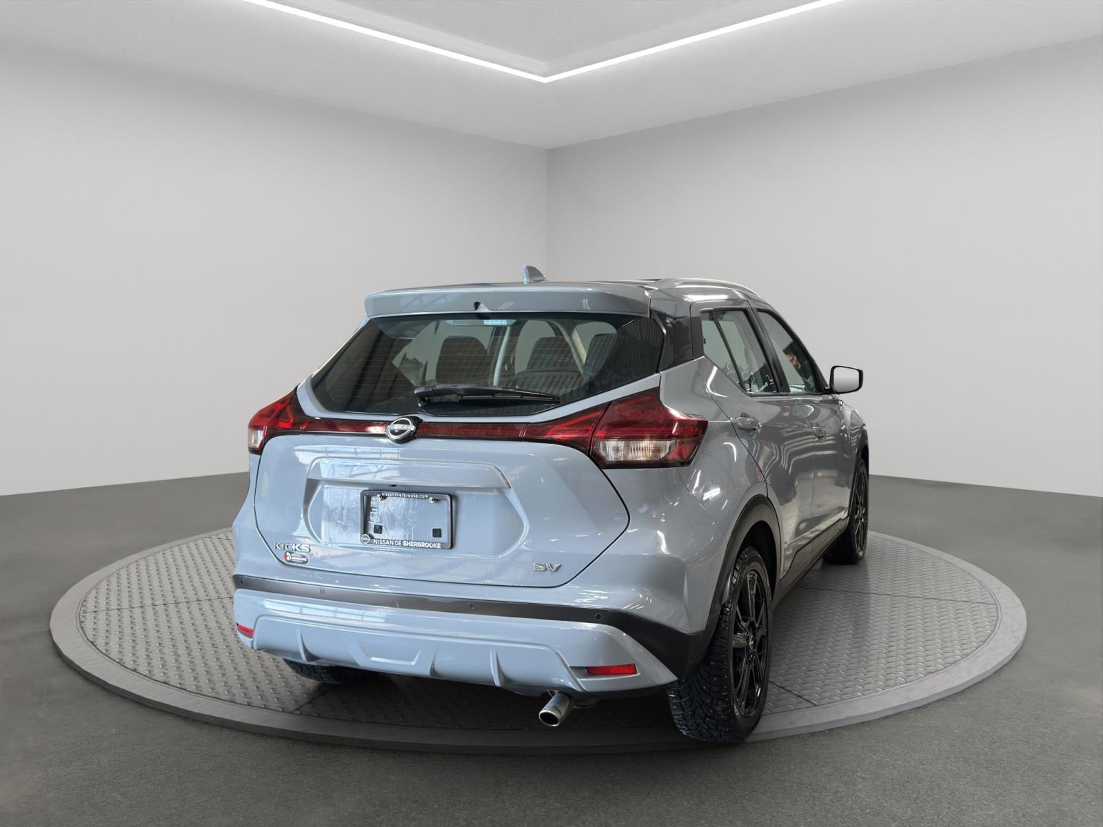 Image 5 Nissan Kicks SV 2023