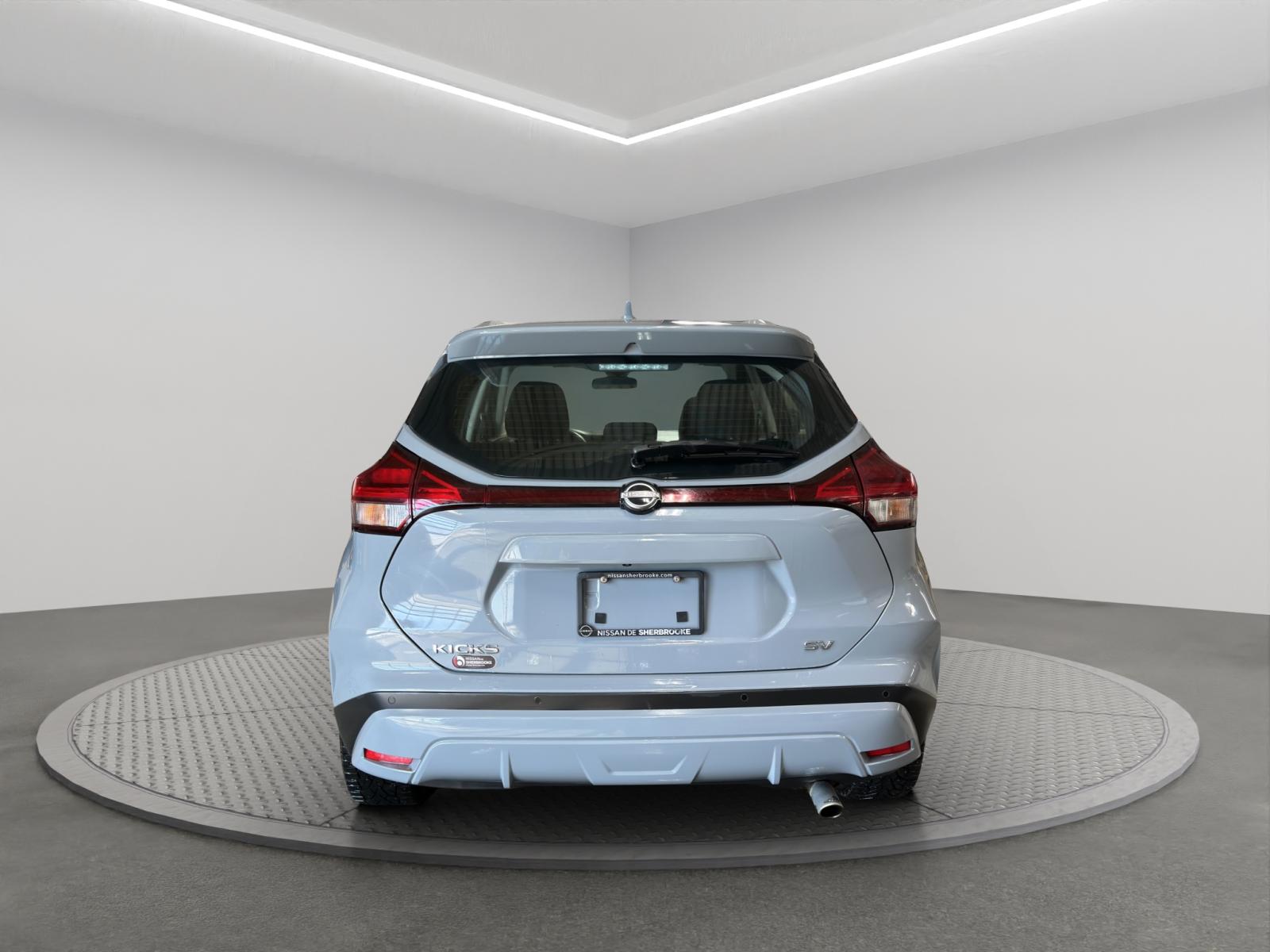 Image 4 Nissan Kicks SV 2023