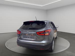 Miniature 6 Nissan Qashqai S 2021