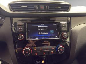 Miniature 10 Nissan Qashqai S 2021