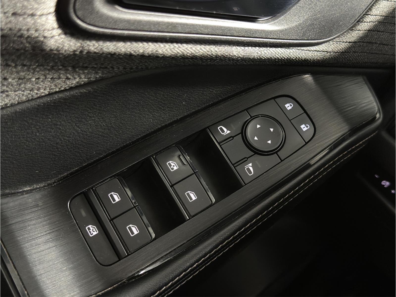 Image 18 Nissan Rogue SV Moonroof 2023