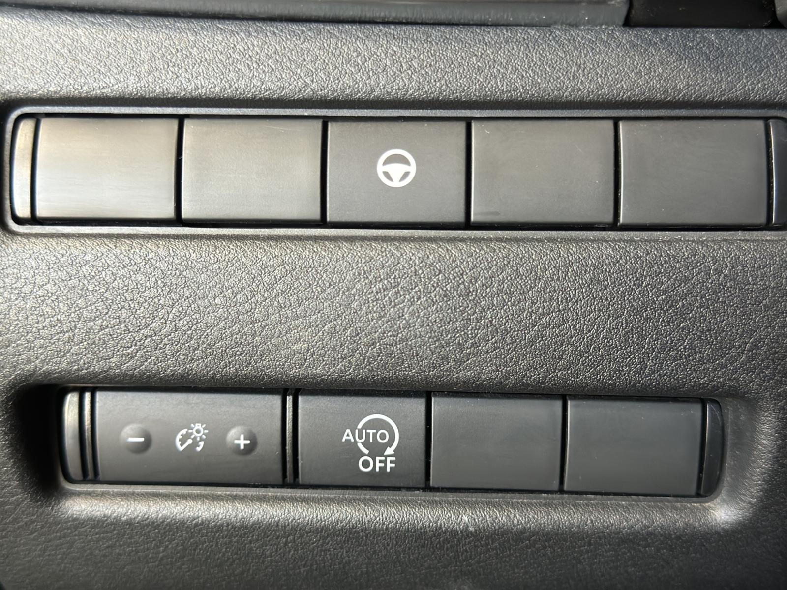 Image 19 Nissan Rogue SV Moonroof 2023