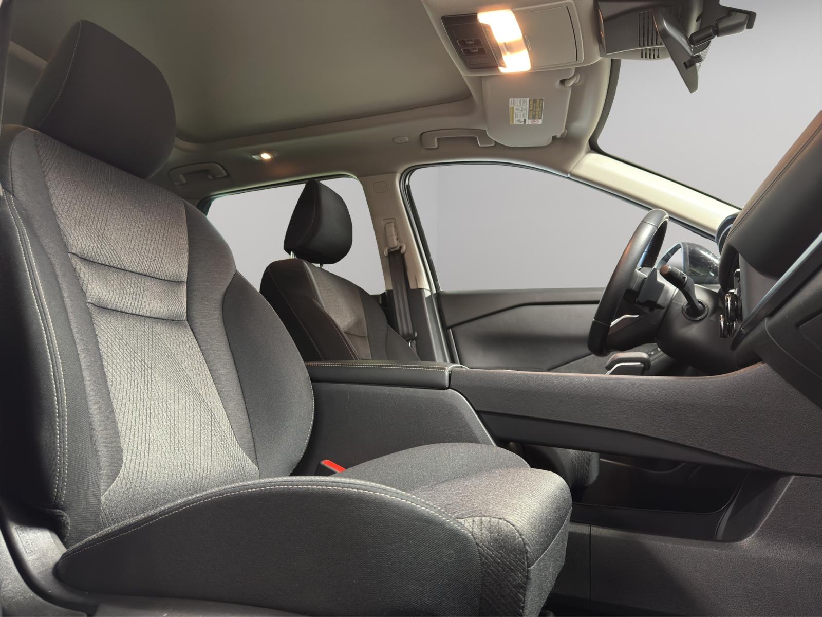 Image 10 Nissan Rogue SV Moonroof 2024