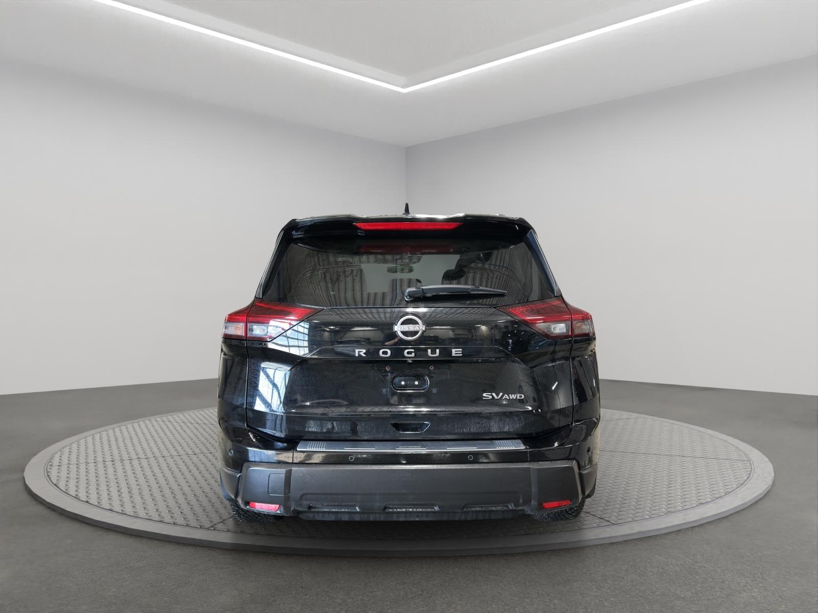 Image 4 Nissan Rogue SV Moonroof 2024