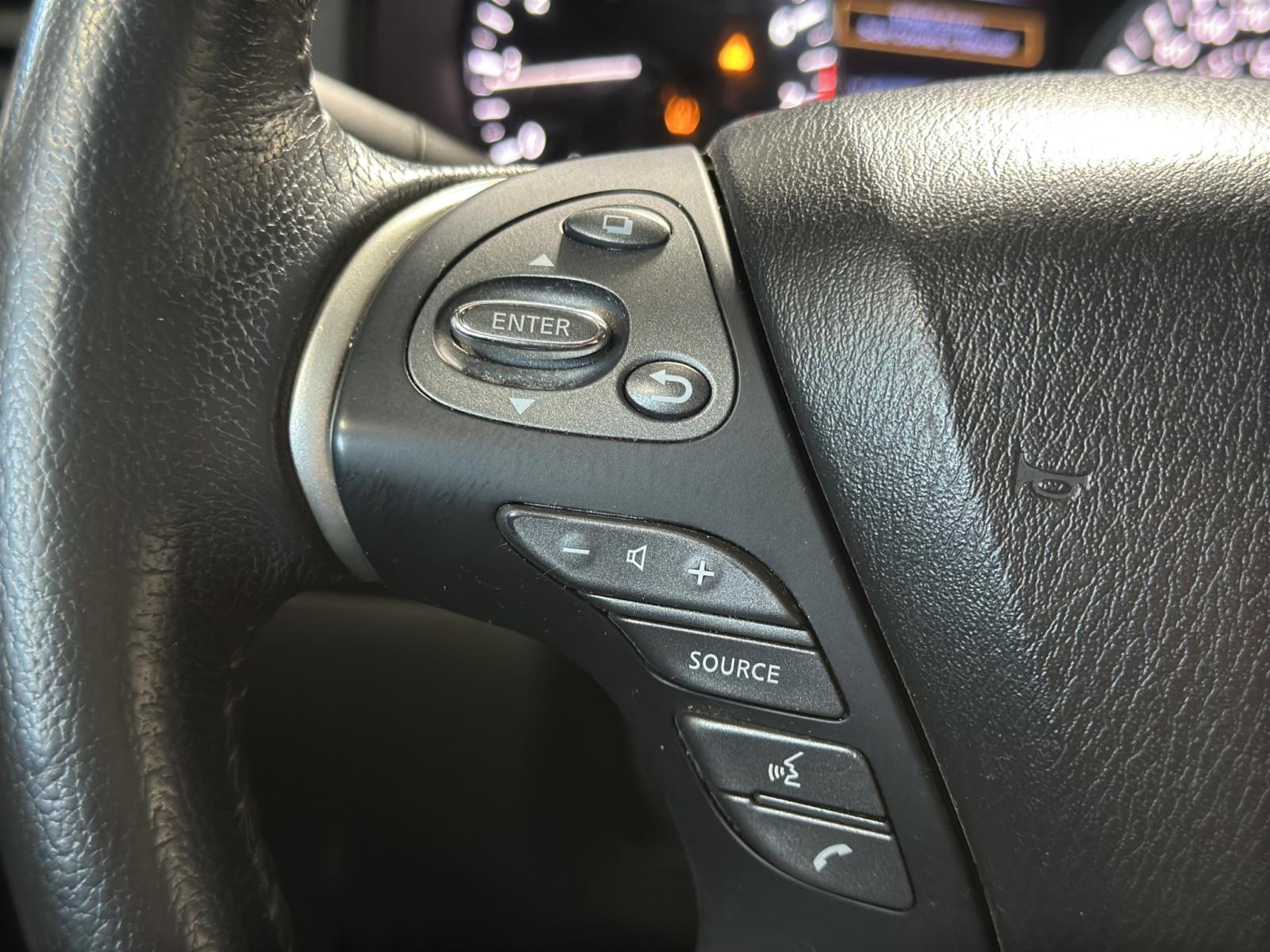 Image 16 Nissan Pathfinder SV 2017