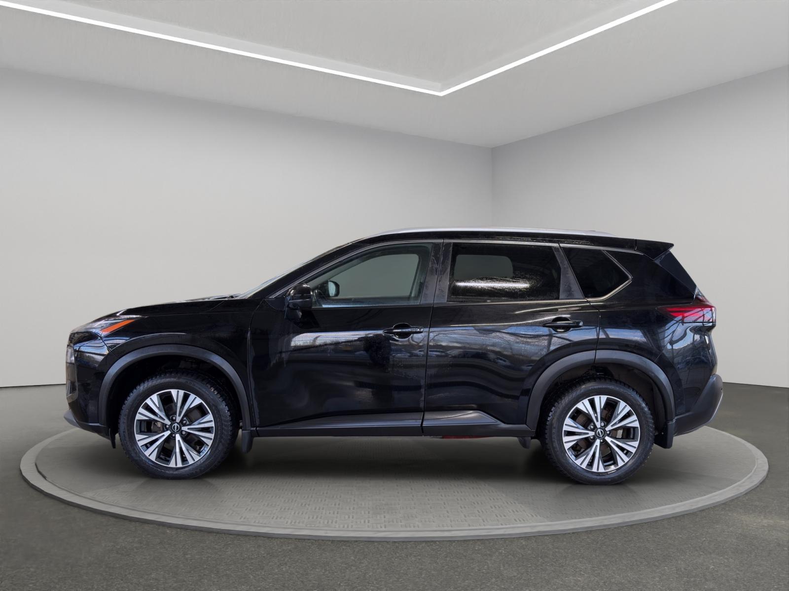 Nissan Rogue SV Moonroof 2023 — photo 3