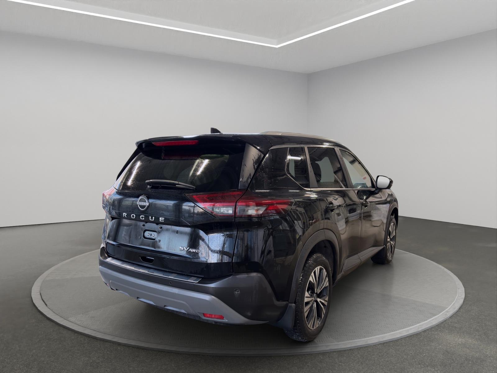Nissan Rogue SV Moonroof 2023 — photo 6