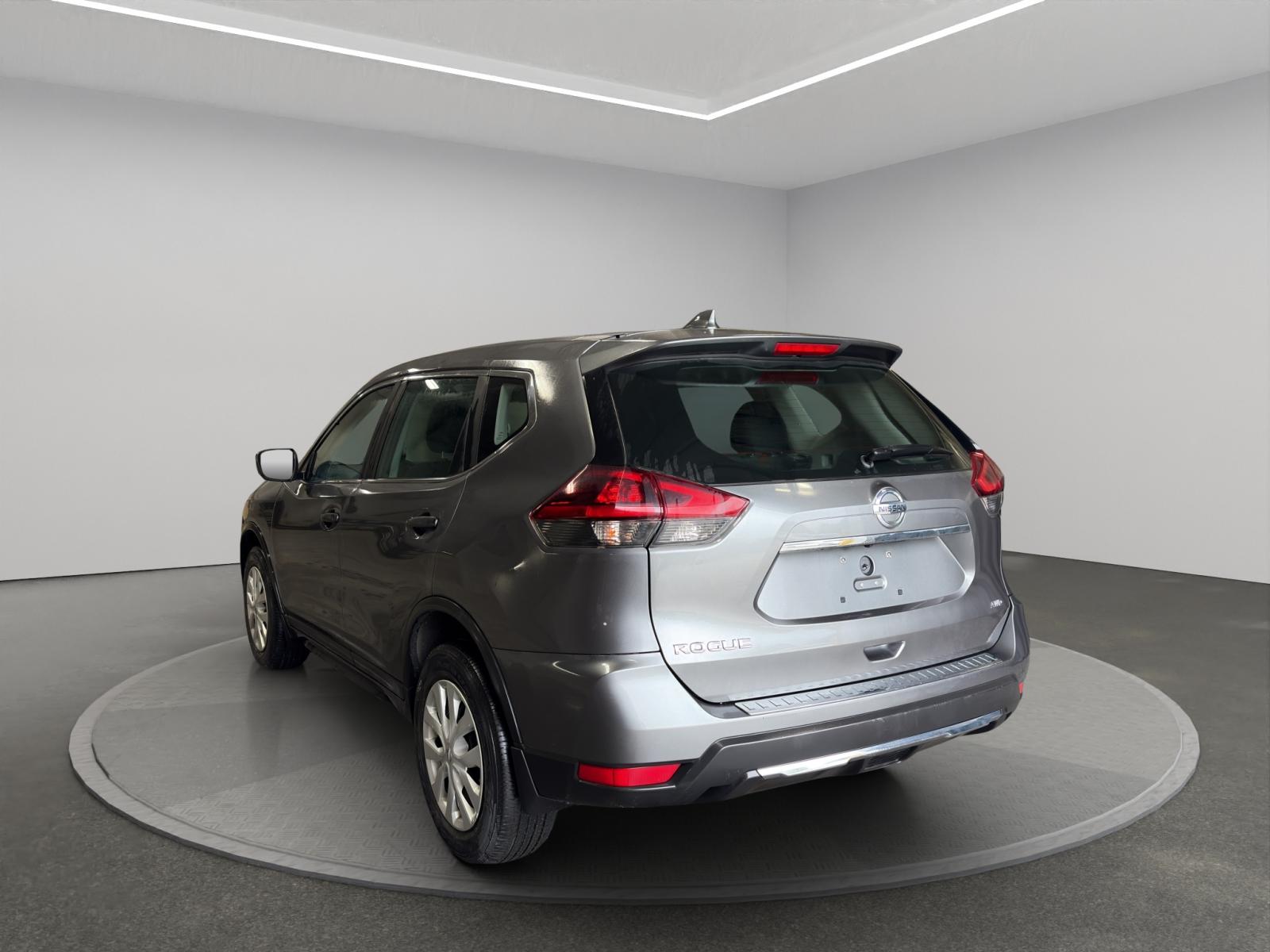 Nissan Rogue S 2019 — photo 4